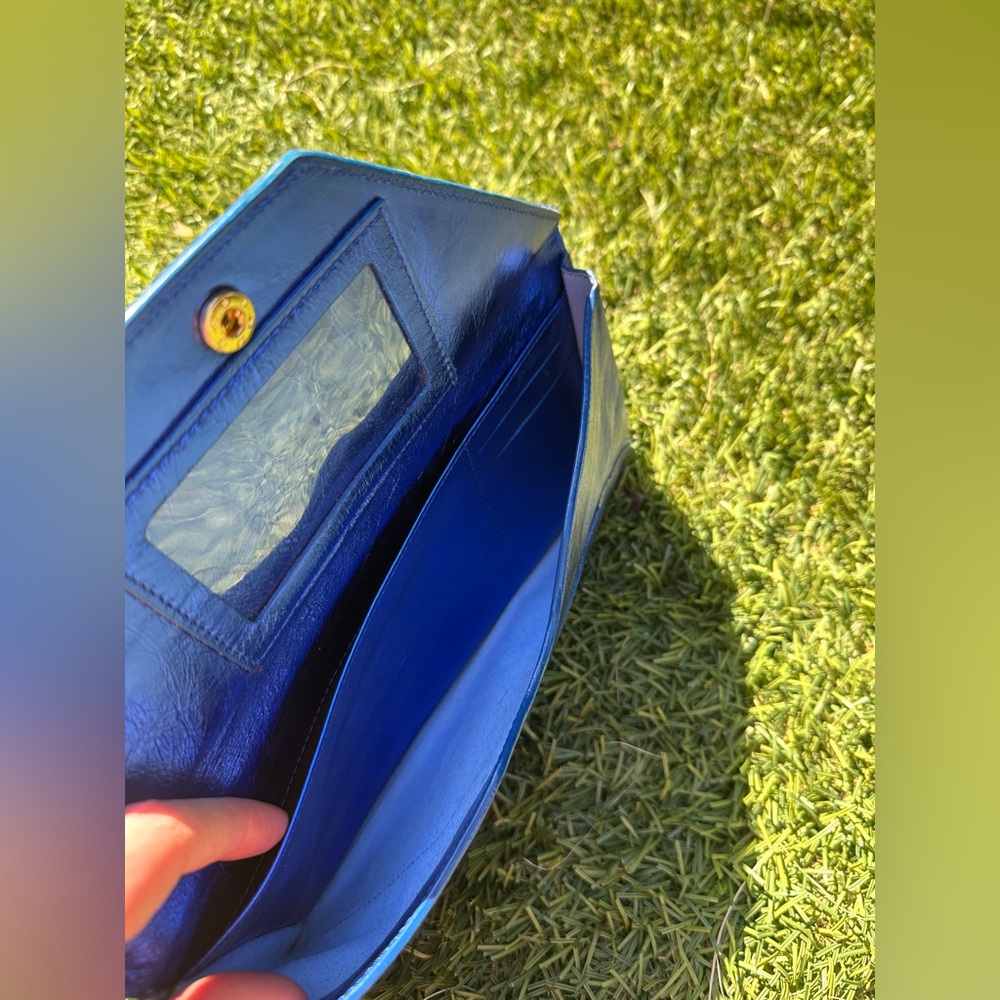 Sobella Metallic Blue Leather Wallet Clutch - Picture 9 of 15